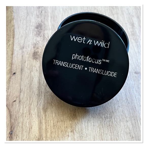 WET & WILD Photofocus Loose Translucent Setting Powder 🆕 - Picture 9 of 9